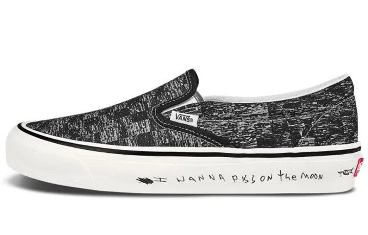 Vans Slip-On Black White