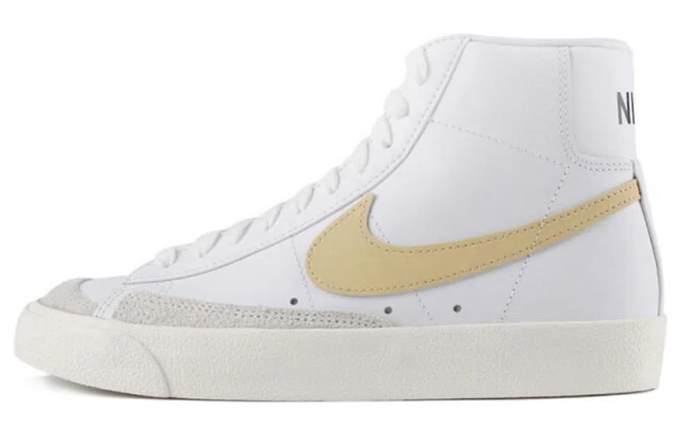 Nike Blazer "Pale Orange"