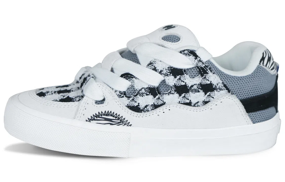 Ollieskate Bake Zoo Party