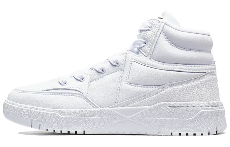 特步 休闲 防滑透气 中帮 板鞋 女款 白色