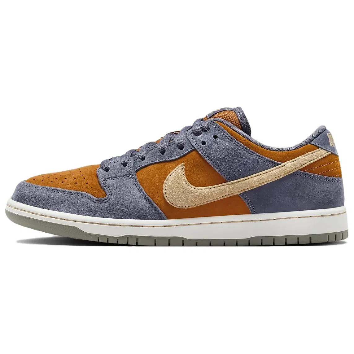 Nike SB Dunk Low "Light Carbon"