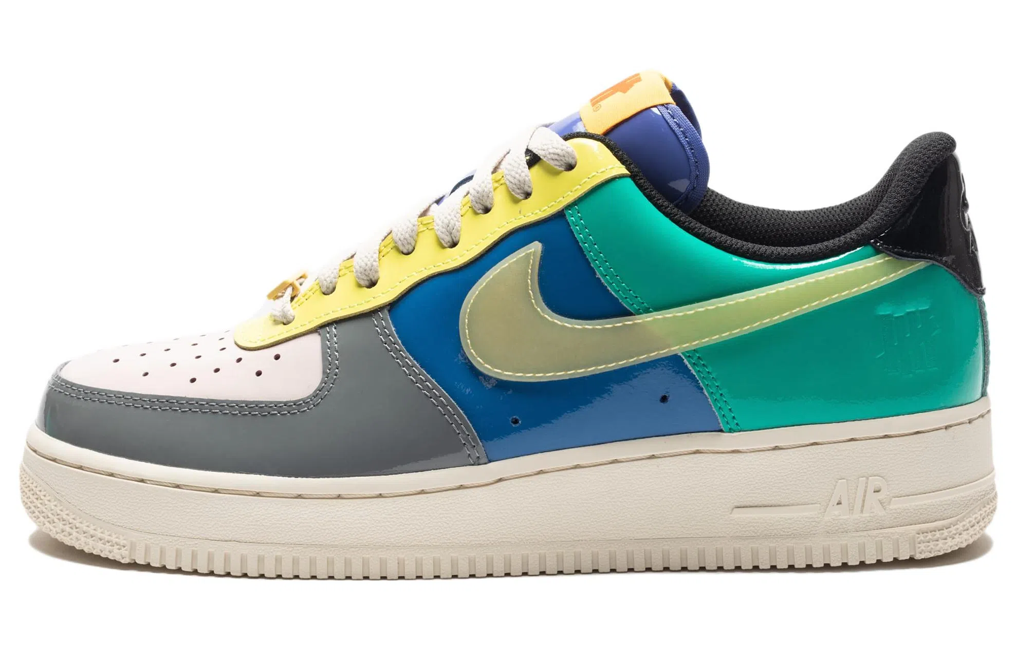 Undefeated x Nike Air Force 1 Low "Topaz Gold"