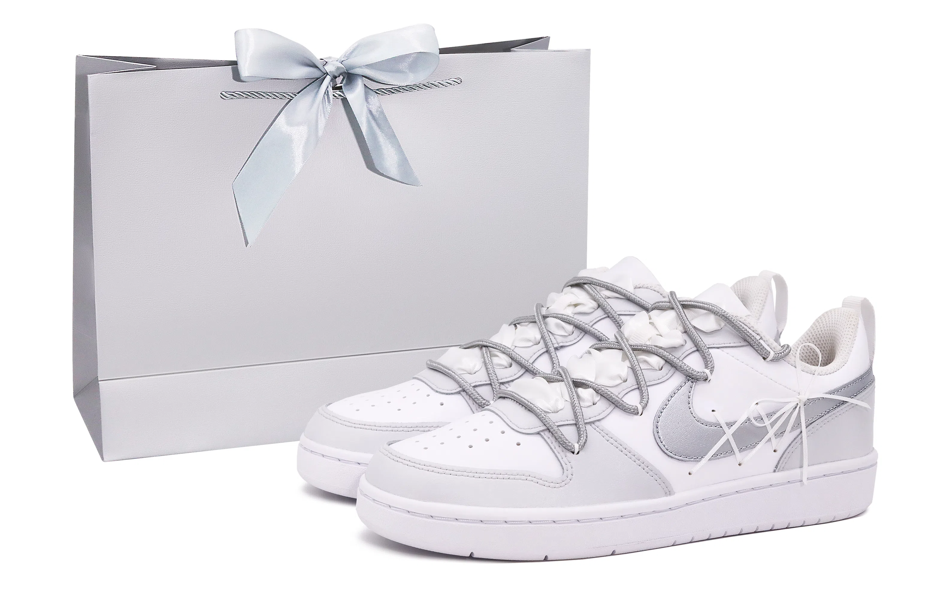 Nike Court Borough Low GS White Silver