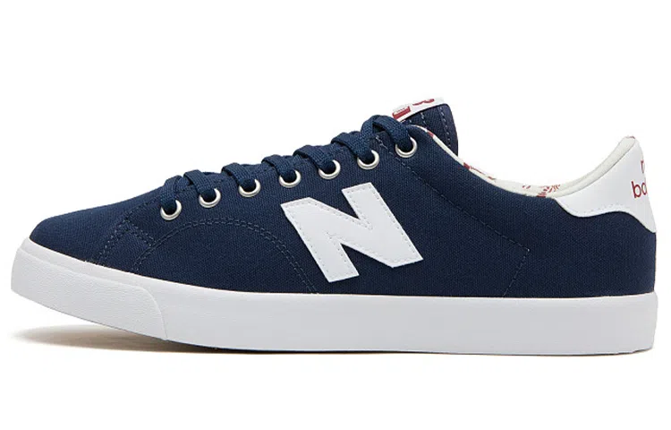 New Balance 210 Navy
