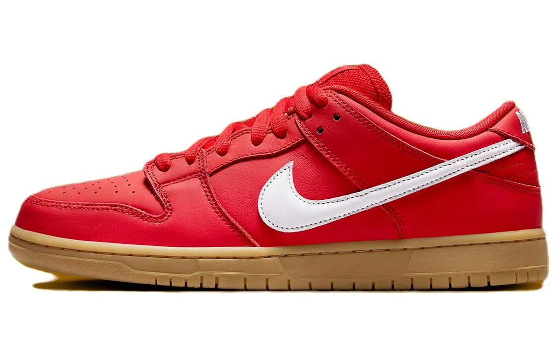 Nike Dunk SB "University Red"
