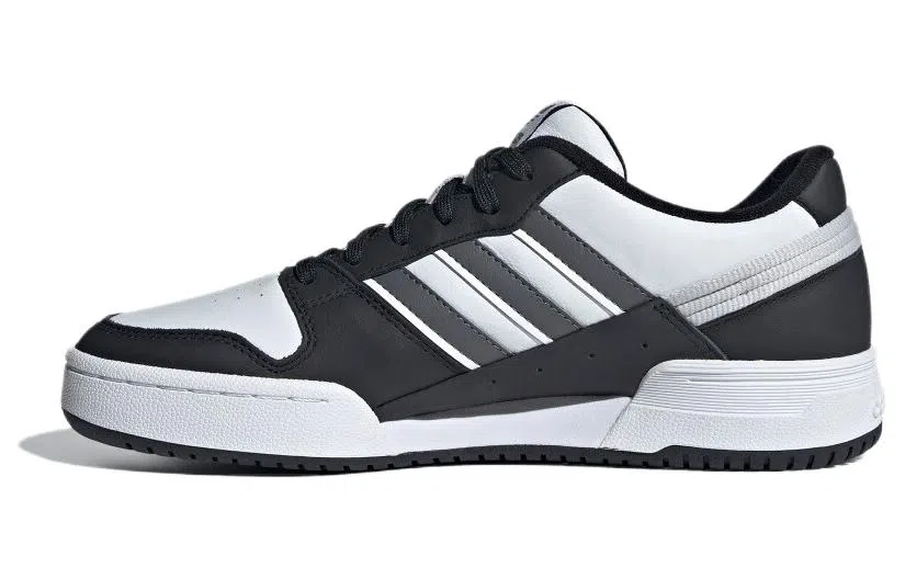 adidas originals Team Court 2