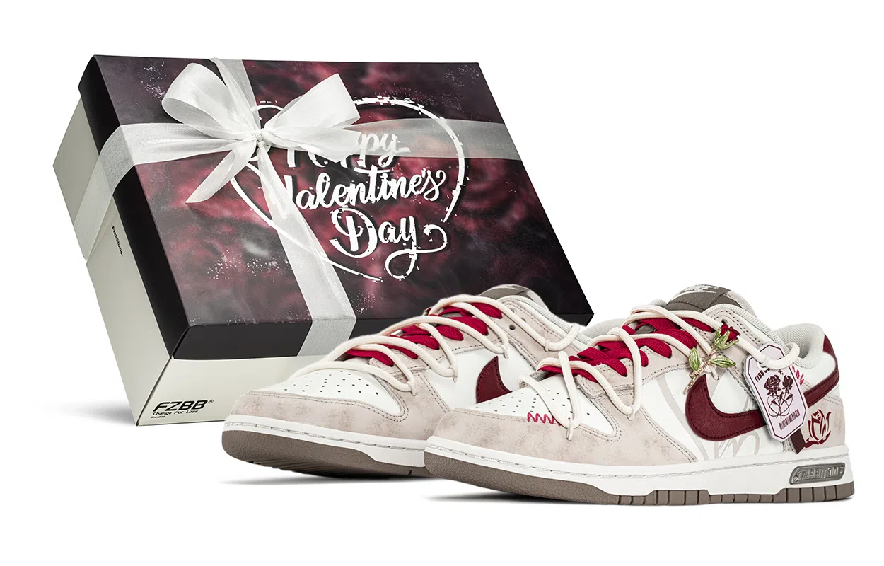 Nike Dunk Low "Cupid"