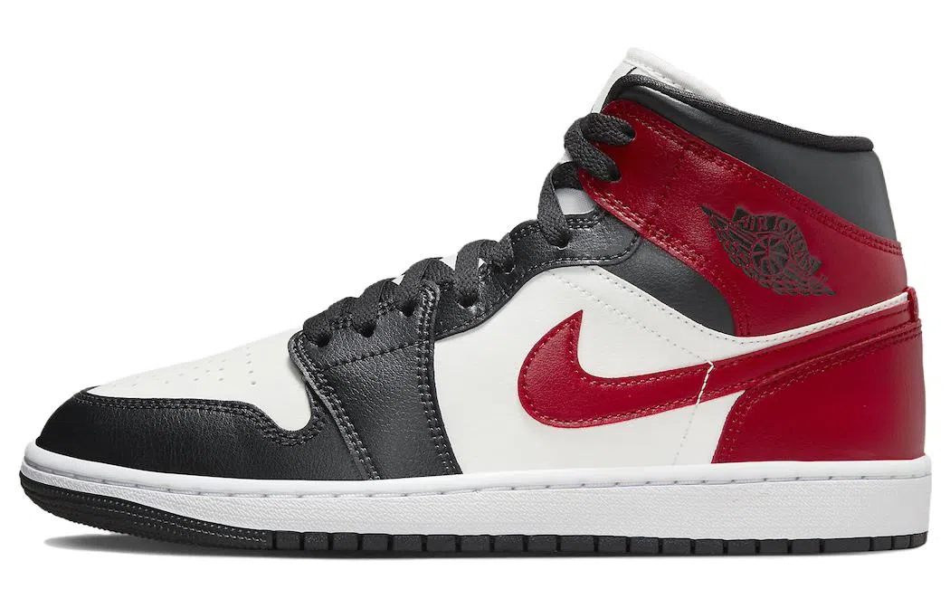Jordan Air Jordan 1 Mid WMNS "Black Toe"