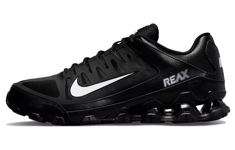 Nike Reax 8 TR Black White