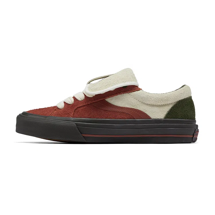 FEVER DOG x oddCIRKUS Astley Pro