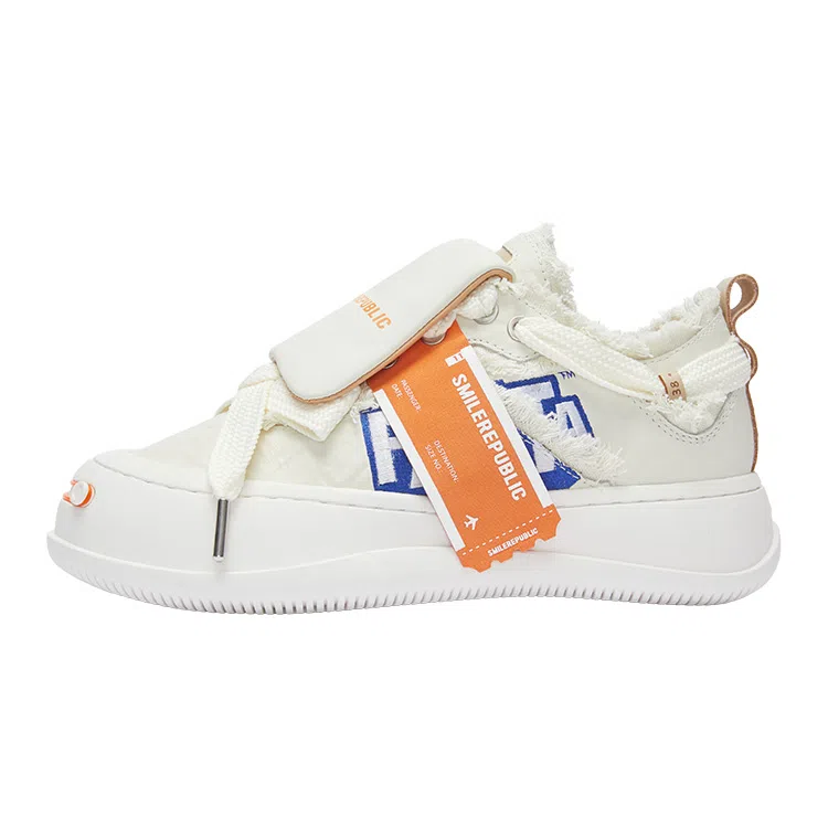 Coca-Cola x SMILEREPUBLIC Low Canvas Sneakers Orange