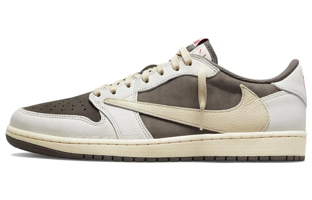 Travis Scott x Air Jordan 1 Low OG "Sail and Ridgerock"