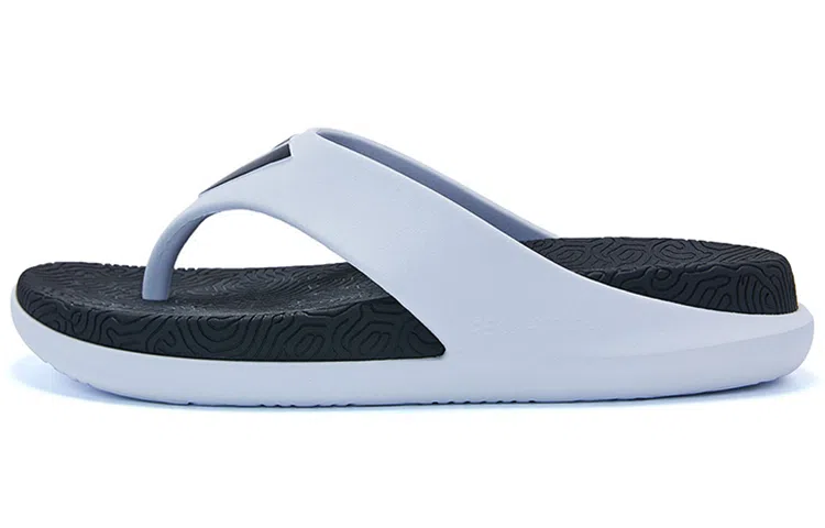 Peak Tai Chi Slide White Black