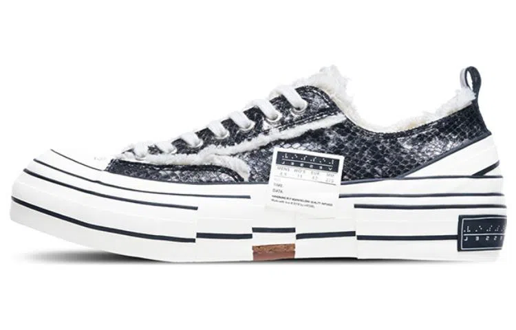 xVESSEL Python Pattern Black