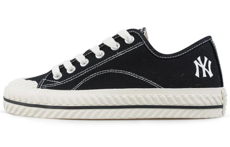 MLB Classic Low Canvas Black