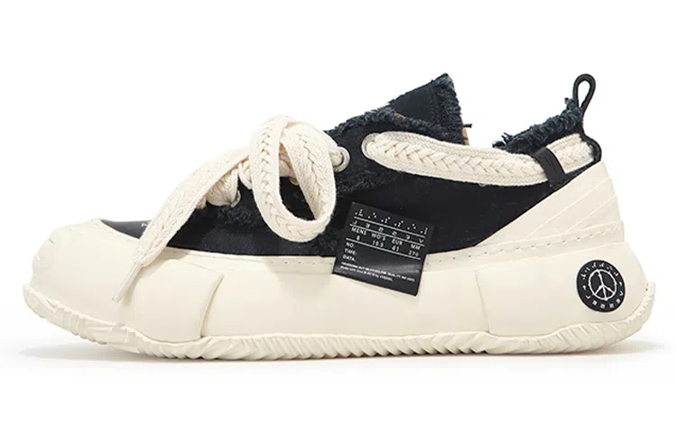 xVESSEL G.O.P. 2.0 Marshmallow Lows Black
