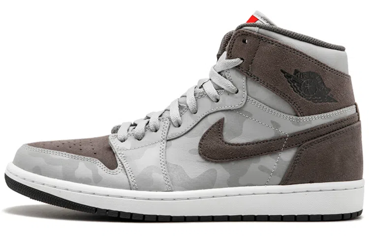 Jordan Air Jordan 1 Retro High Camo 3M Wolf Grey
