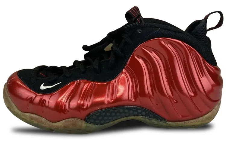 Nike Foamposite One Metallic Red