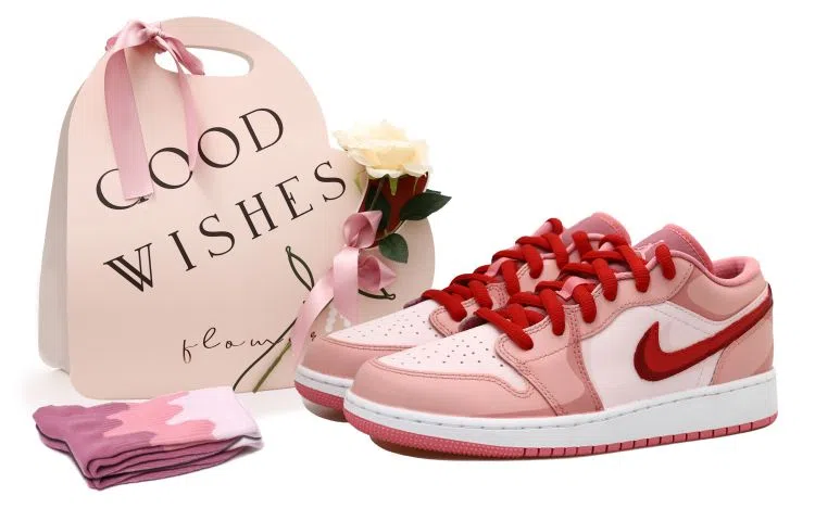 Jordan Air Jordan 1 Low White Pink