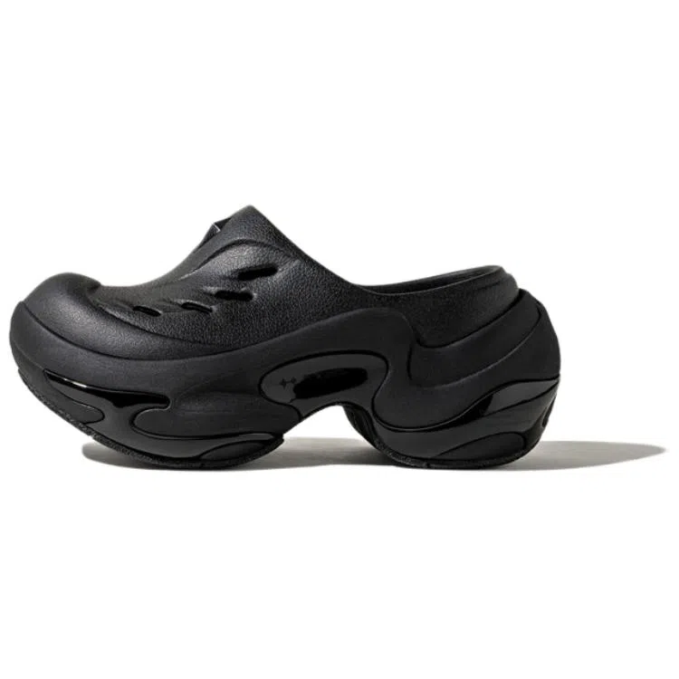 ANTA SNEAKERVERSE SV FireOrb