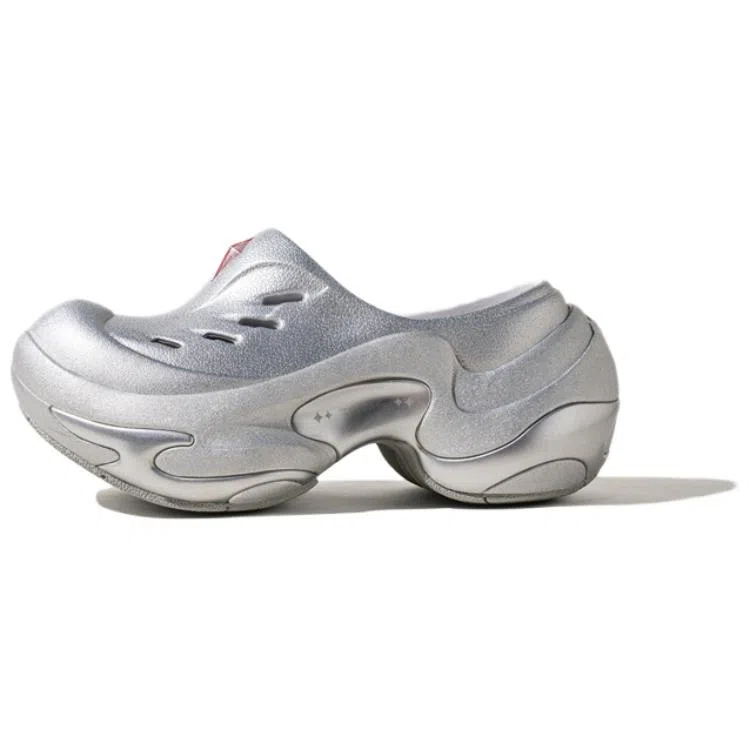 ANTA SNEAKERVERSE SV FireOrb