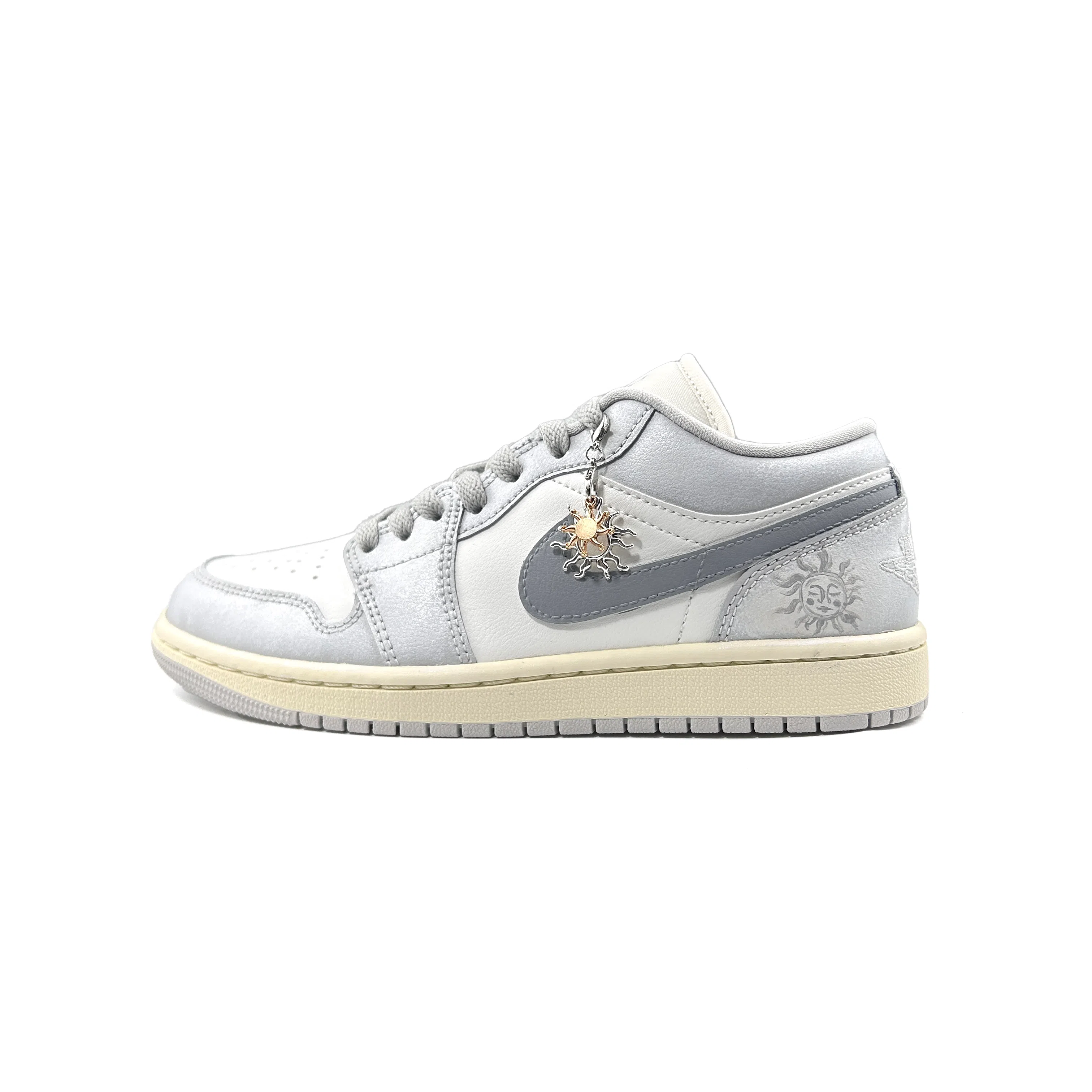 Nike Air Jordan 1 Low "Sun and Moon"