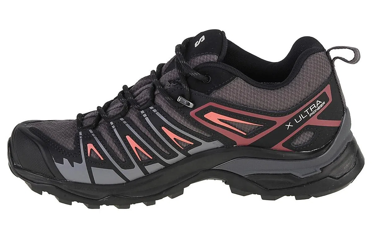 Salomon X Ultra Pioneer