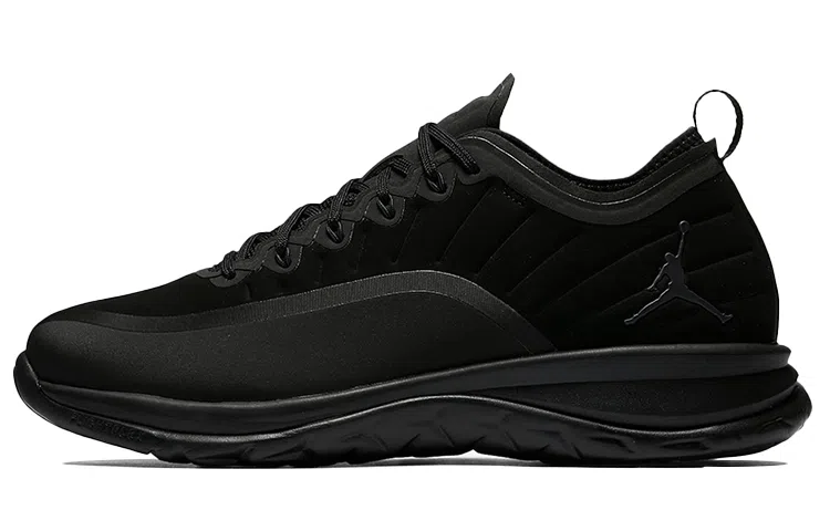 Jordan Trainer Prime "Triple Black"