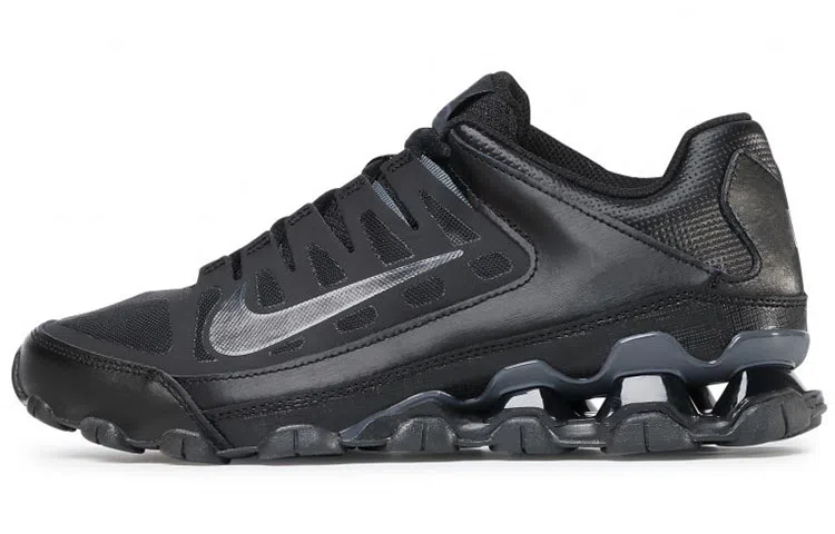 Nike Reax 8 TR Black