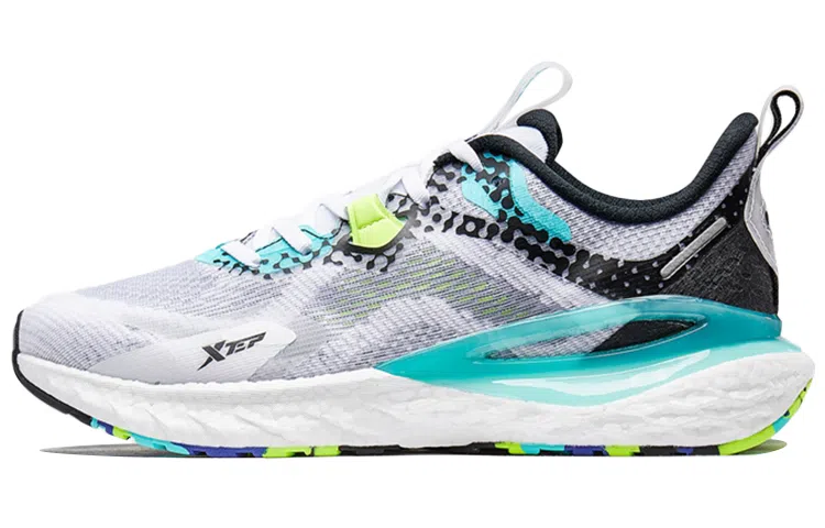 Xtep Dynamic Nest 1.0 White Black