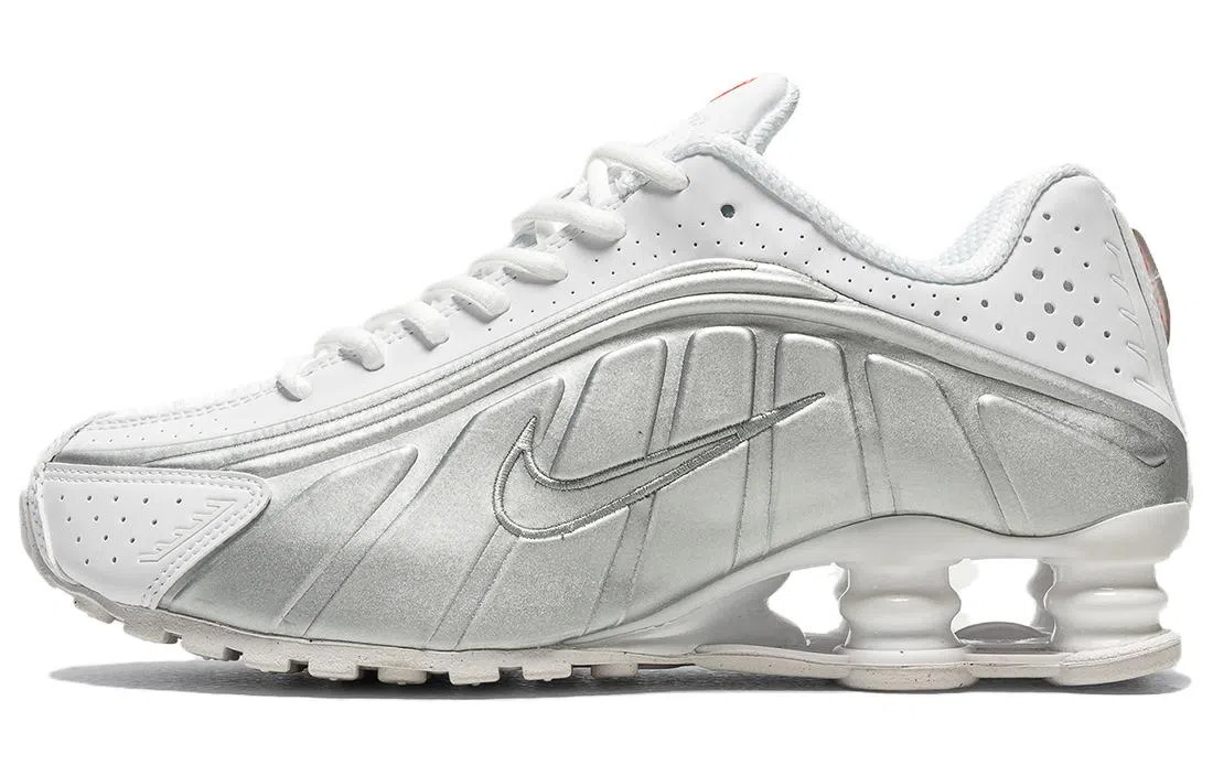Nike Shox R4 "White and Metallic Silver"