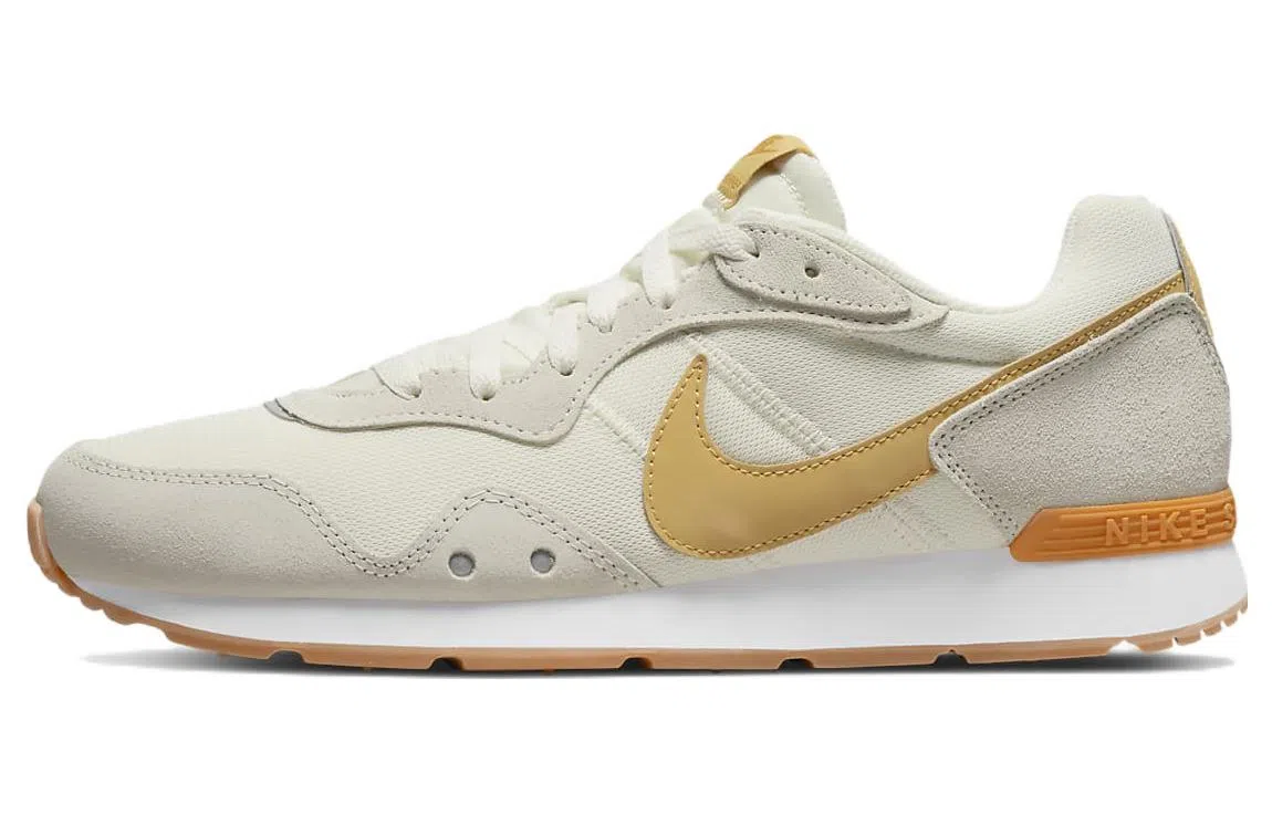 Nike Venture Runner White Grey Orange