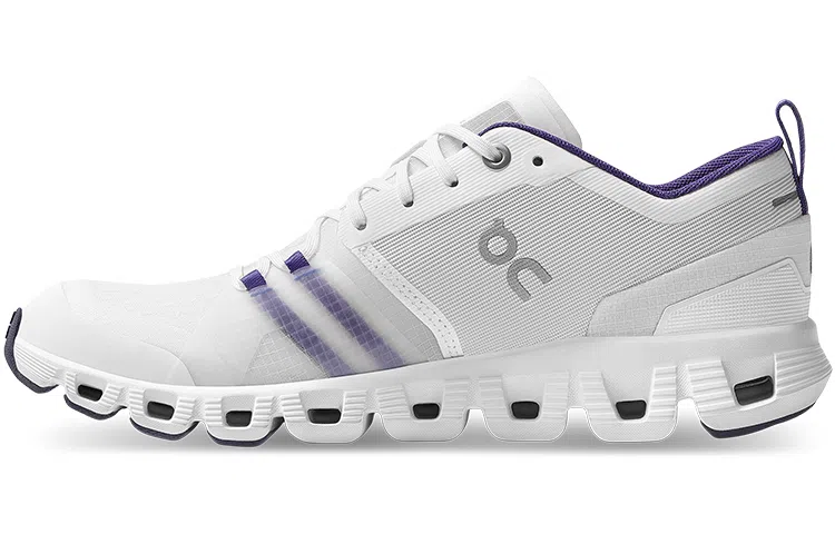 On Cloud X Shift Frost White