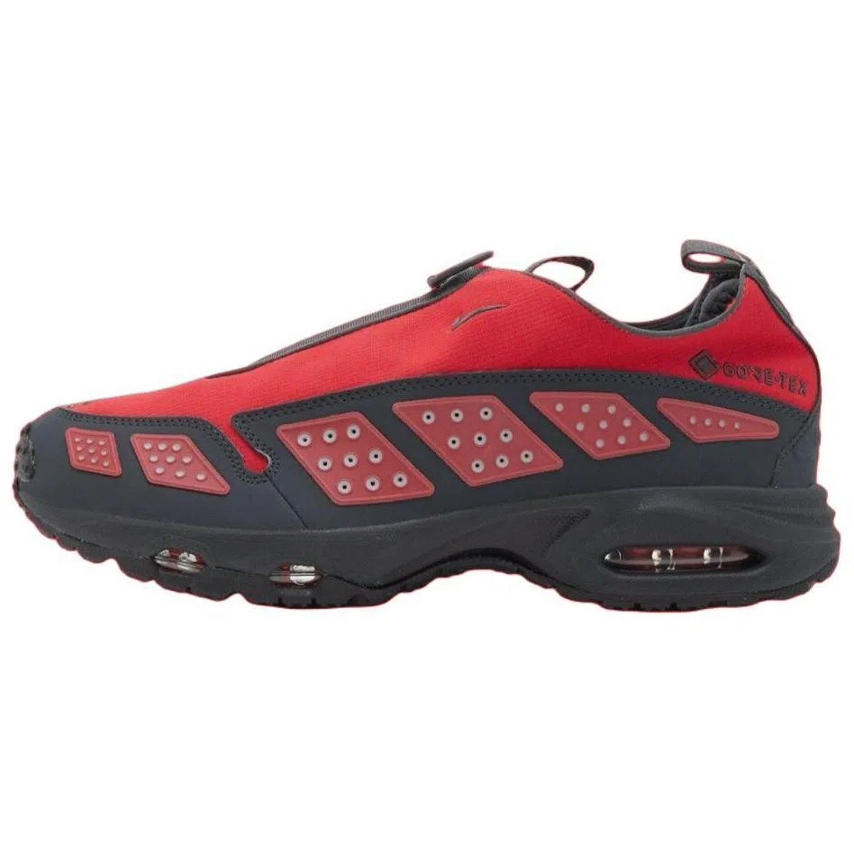 Nike Air Max Sunder GORE-TEX Red