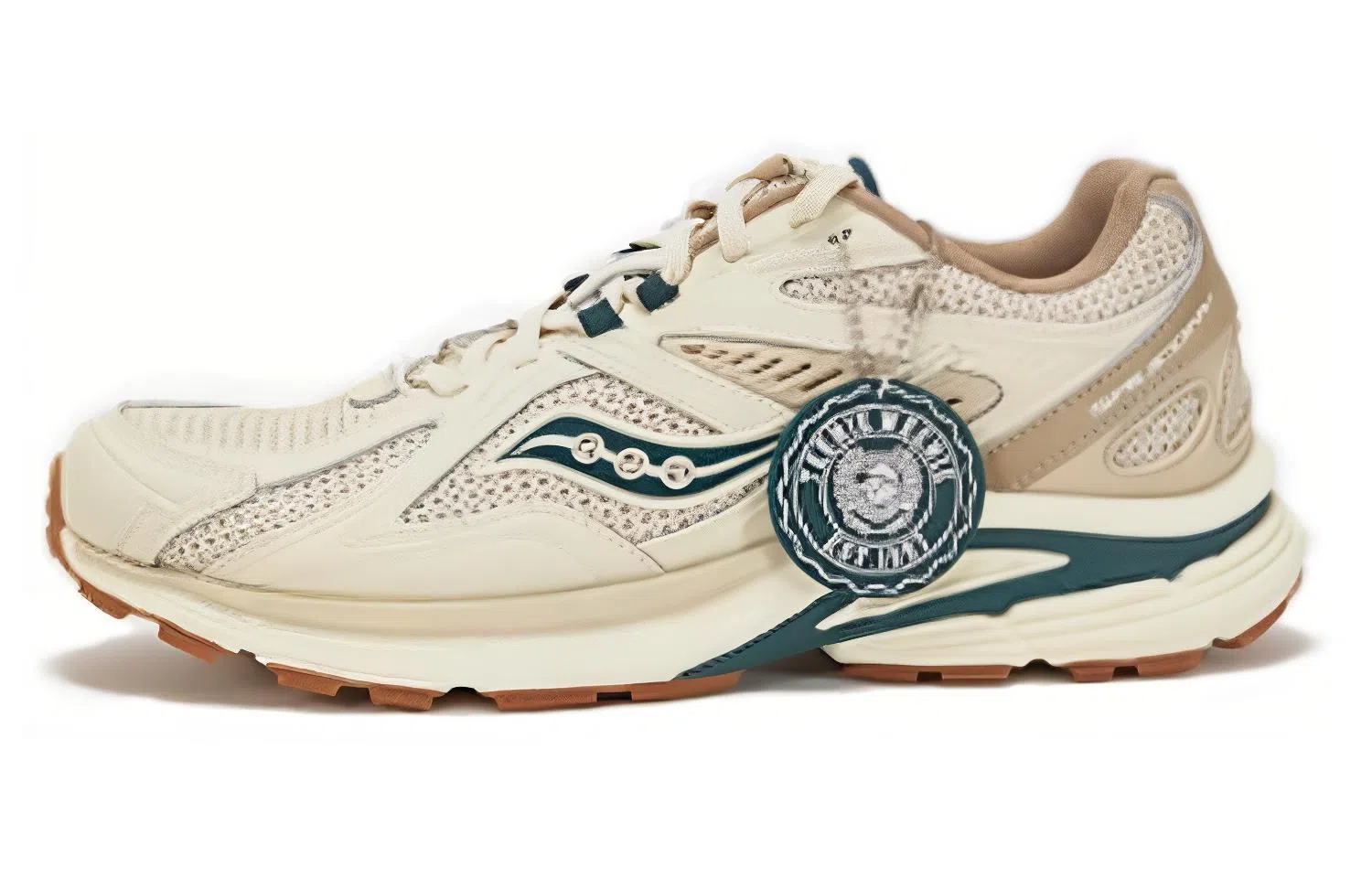 Teenie Weenie x Saucony Kinvara 4 Beige