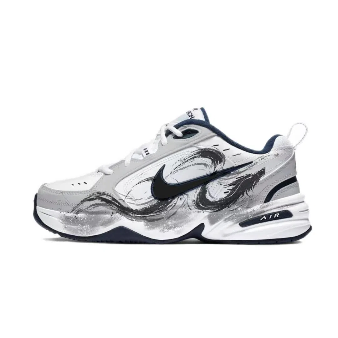 Nike Air Monarch 4