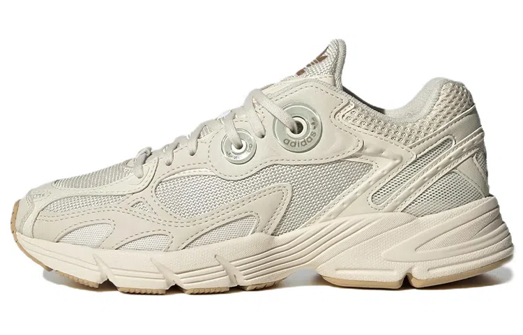 adidas Astir Beige