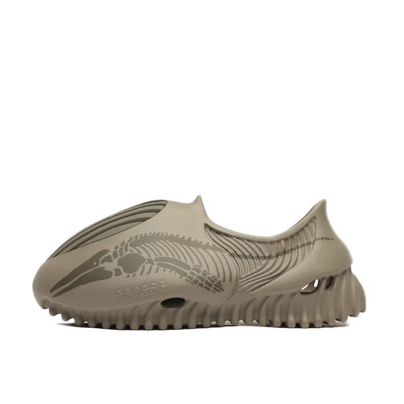 GENEGG Foam Runner Brown