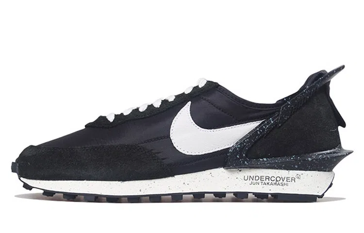 Nike Daybreak Black White
