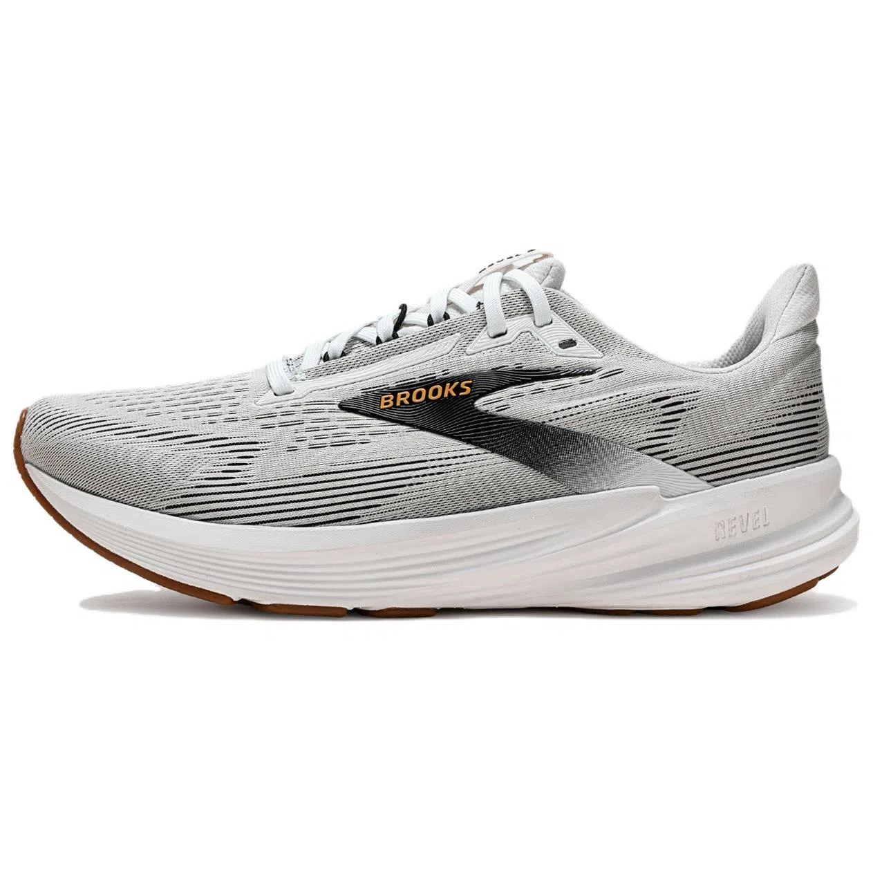 Brooks Revel 8