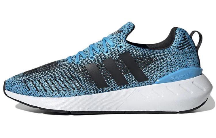adidas Swift Run 22