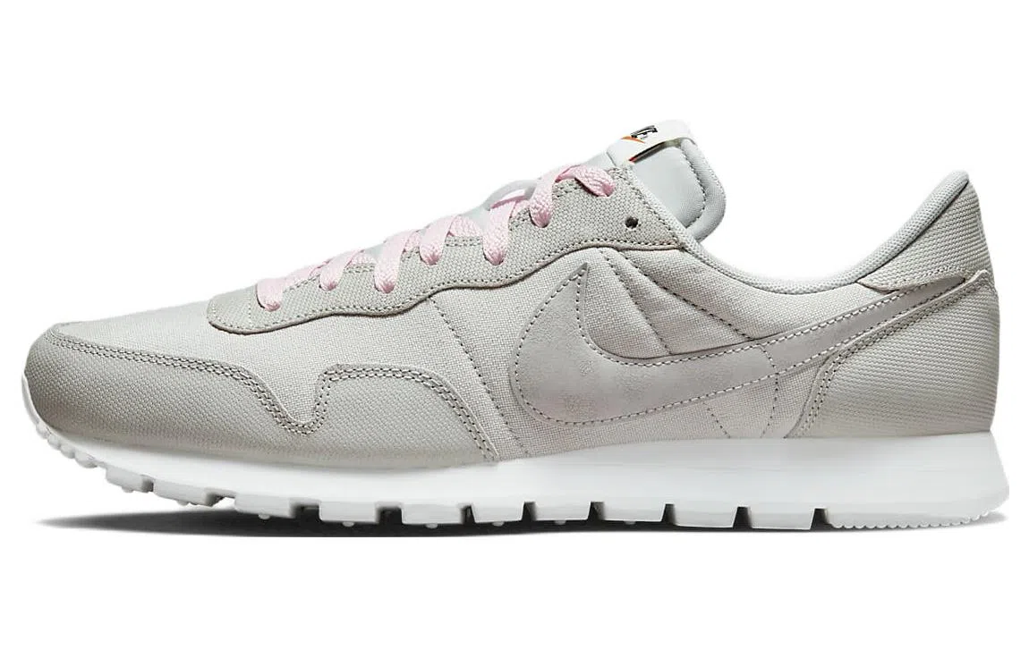 Nike Air Pegasus PRM