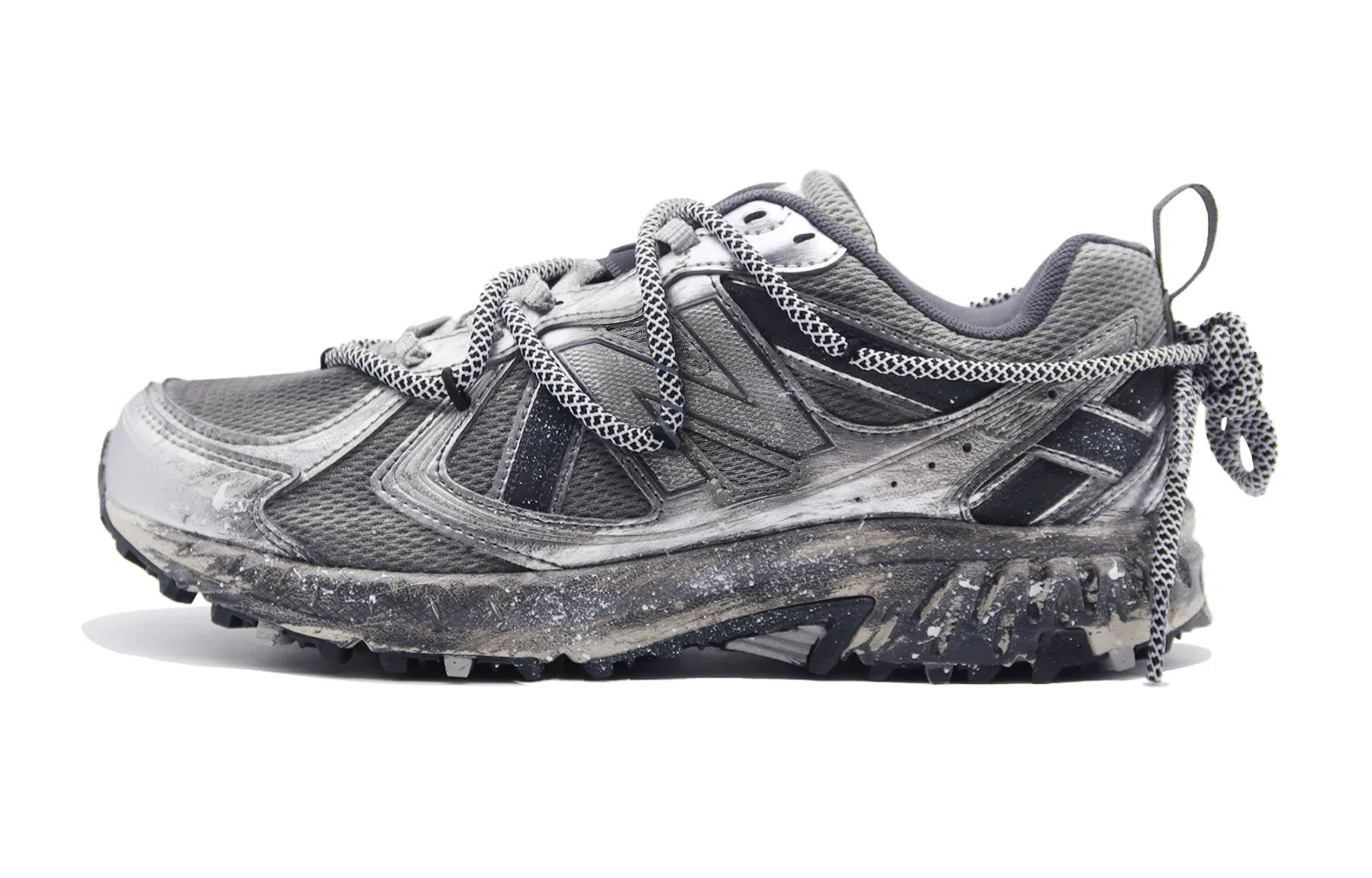 New Balance 410 Silver Black