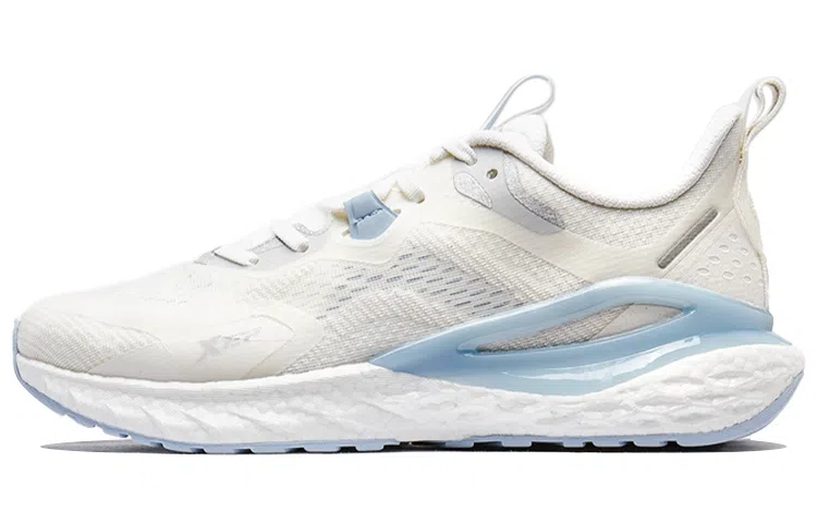 特步 动力巢科技 减震防滑耐磨 低帮 跑步鞋 白色