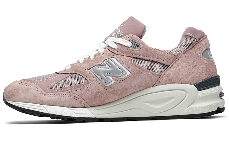 New Balance 990 V2 Rose