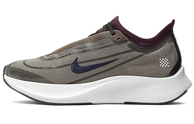 Nike Zoom Fly 3 Brown