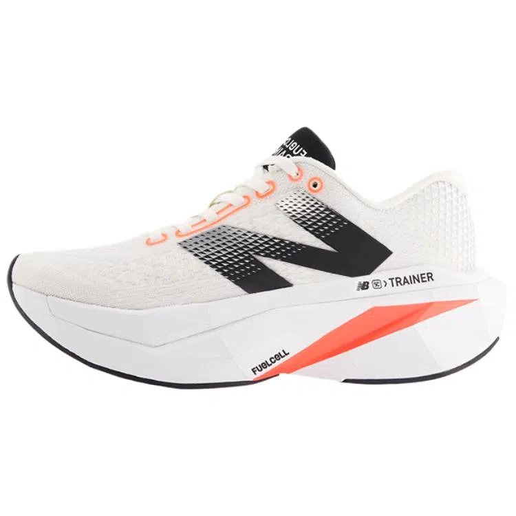 New Balance FuelCell SuperComp Trainer v3 WMNS