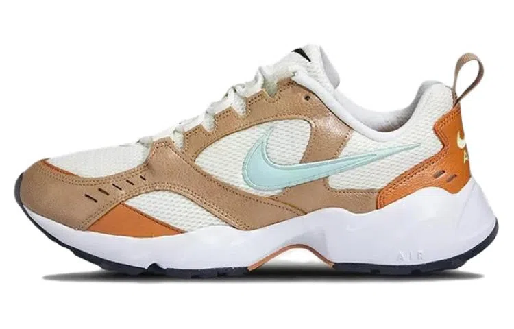 Nike Air Heights Beige Brown