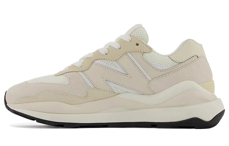New Balance 5740 Beige