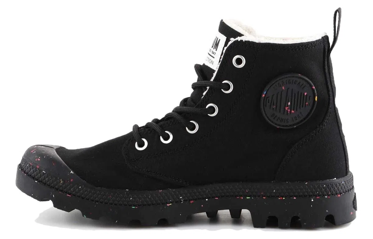 Palladium Pampa Earth Black